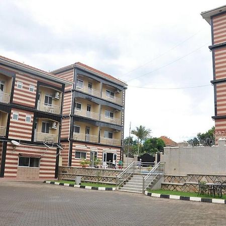 Innophine Hotel 790 Entebbe Exterior photo